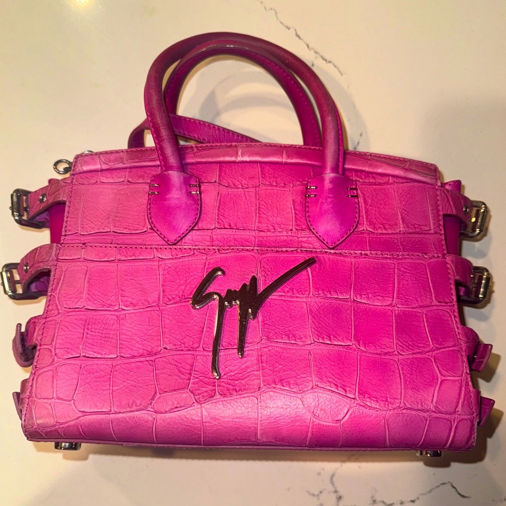 Pink crocodile buckle bag